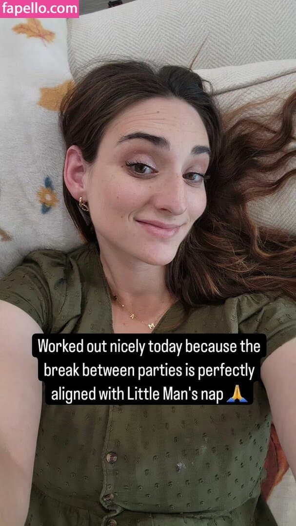 Click to view full size Abby Shapiro Nude Leaks 2 Photos