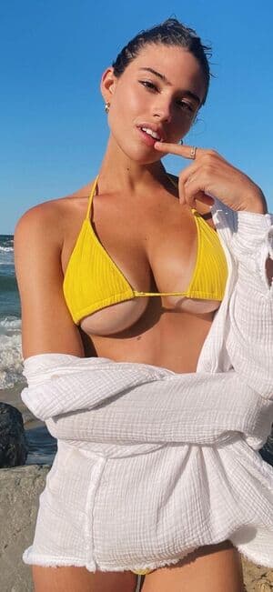 Abigail Canelle Nude  Leaks 3 Photos