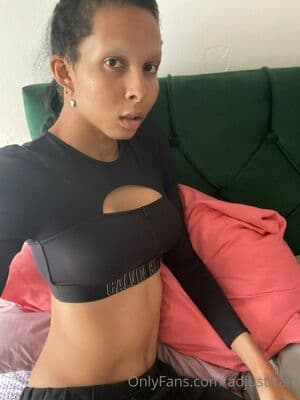 Click to view full size adjust-rain Nude Leaks 89 Photos