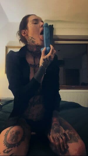 Adriana Indeana Kreckova Nude  Leaks 4 Photos