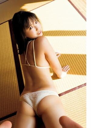 Aika Sawaguchi Nude  Leaks 4 Photos