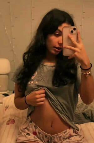 Alee Babe Nude  Leaks 4 Photos