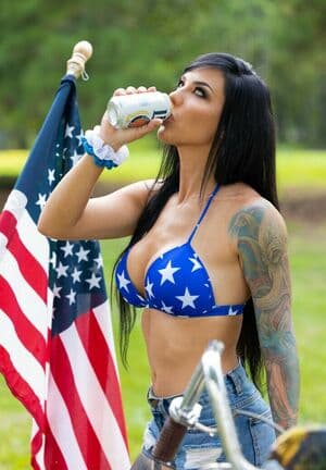 Click to view full size Alex Zedra Nude Patreon Leaks 9 Photos