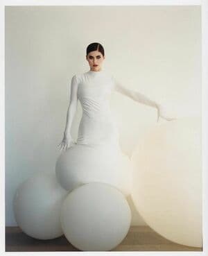 Alexandra Daddario Nude  Leaks 16 Photos