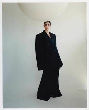 Alexandra Daddario Nude  Leaks 16 Photos