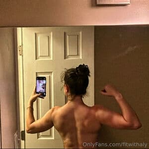 Alexis Rodriguez Nude  Leaks 5 Photos