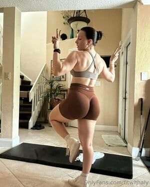 Alexis Rodriguez Nude  Leaks 5 Photos