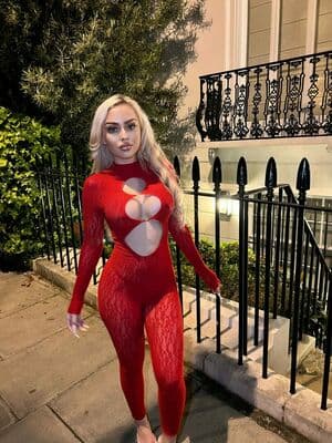 Alicia Bell Nude OnlyFans Leaks 4 Photos