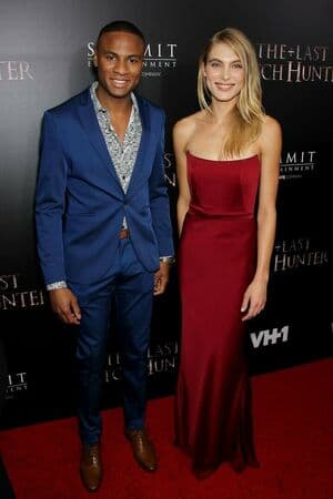 Allegra Carpenter Nude  Leaks 16 Photos