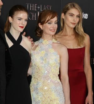 Allegra Carpenter Nude  Leaks 16 Photos