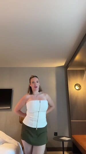 Allie Sherlock Nude  Leaks 4 Photos