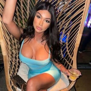 Allie Nude  Leaks 4 Photos