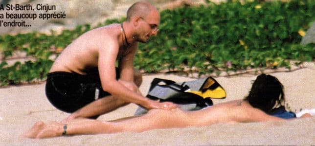 Alyssa Milano Nude  Leaks 4 Photos