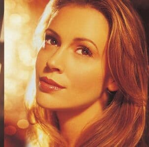 Alyssa Milano Nude  Leaks 43 Photos