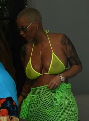 Amber Levonchuck Nude  Leaks 44 Photos