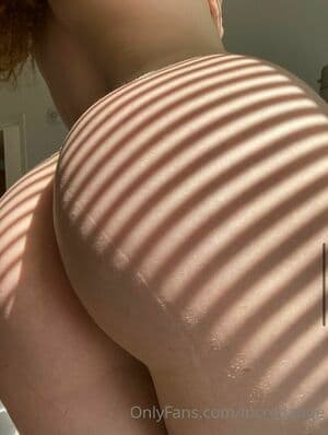 Ami Young Nude OnlyFans Leaks 5 Photos