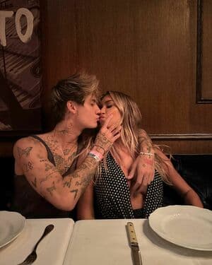 Anastasia Karanikolaou Nude  Leaks 3 Photos