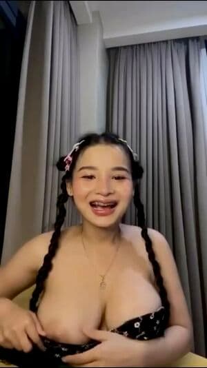 Ann Nang Nann Nude  Leaks 2 Photos