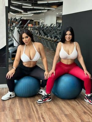 Ashley Carolina Nude OnlyFans Leaks 6 Photos