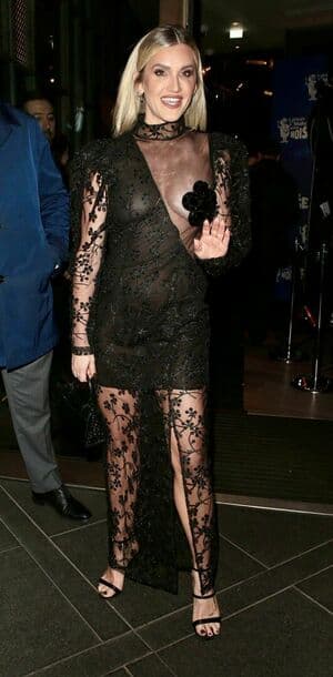 Ashley Roberts Nude OnlyFans Leaks 8 Photos