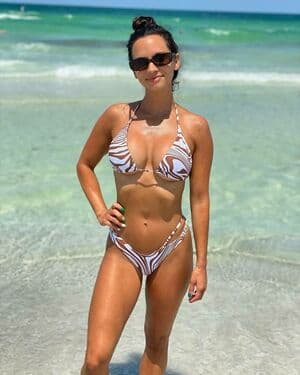 Ashley Sinclair Nude  Leaks 5 Photos