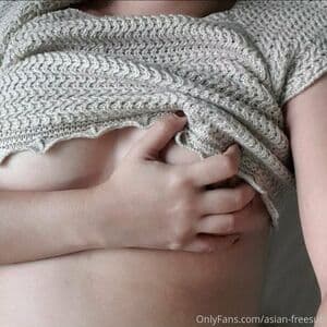 Click to view full size asian-freesub Nude Leaks 21 Photos