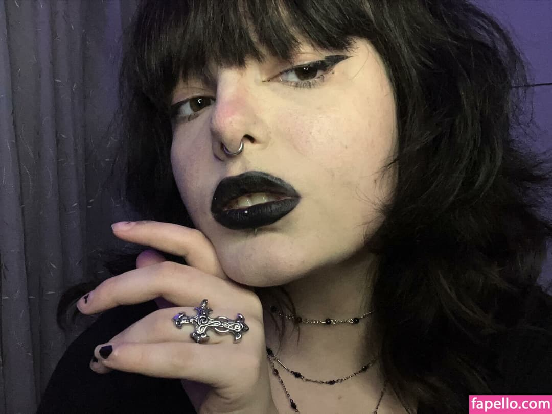 Click to view full size Asmr Creature Nude Leaks 3 Photos