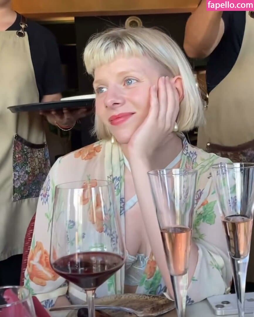 Aurora Aksnes Nude  Leaks 4 Photos