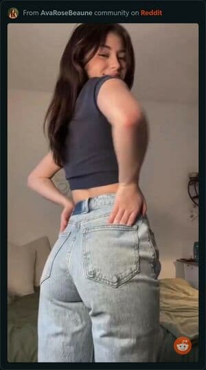 ava.rxsee Nude  Leaks 4 Photos