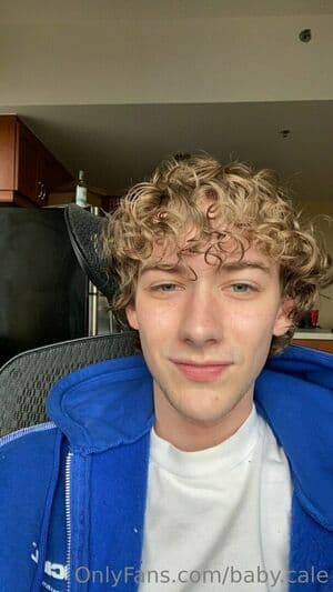 baby.cale Nude  Leaks 3 Photos