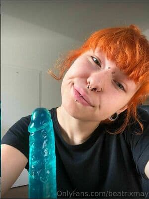 Beatrix May Nude  Leaks 8 Photos