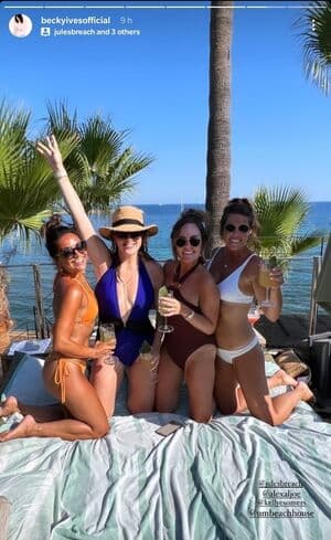 Becky Ives Nude  Leaks 3 Photos