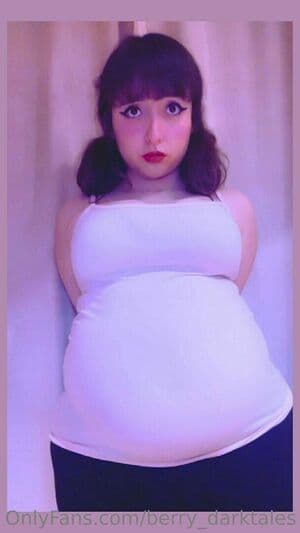 berry.darktales Nude  Leaks 4 Photos
