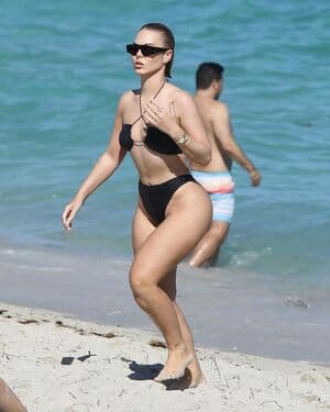 Bianca Elouise Nude  Leaks 16 Photos