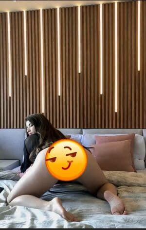 Brenda Agorreta Nude  Leaks 2 Photos