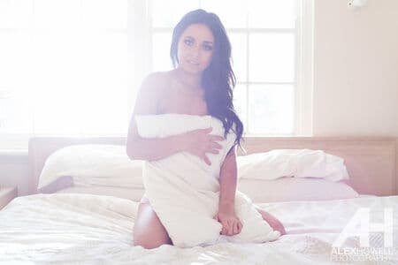 Brooke Blurton Nude  Leaks 2 Photos