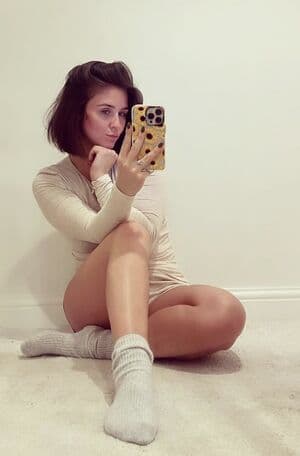 Brooke Vincent Nude  Leaks 5 Photos