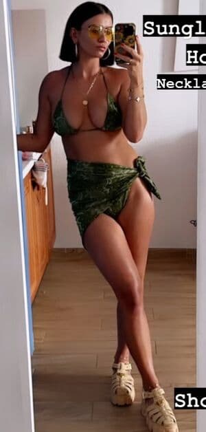 Brooke Vincent Nude  Leaks 5 Photos