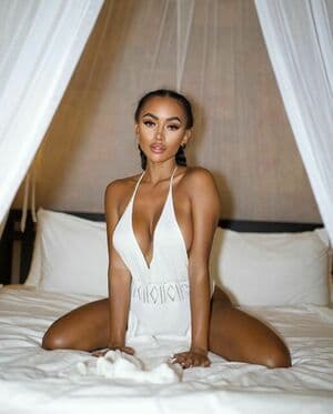 Carla-piece-of-art Nude OnlyFans Leaks 22 Photos