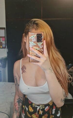 Carolina Trindade Nude  Leaks 4 Photos