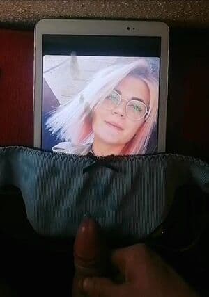 Caroline Haas Nude  Leaks 10 Photos