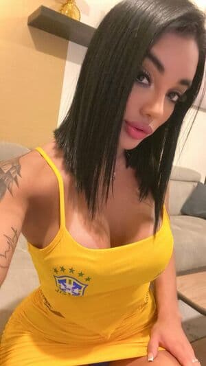 Caroline Martins Nude  Leaks 14 Photos