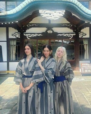 Caroline Polachek Nude  Leaks 11 Photos