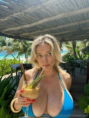 Caroline Vreeland Nude OnlyFans Leaks 7 Photos