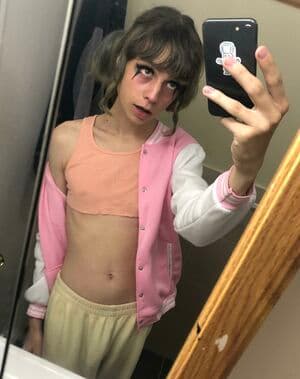 Cd Bell Nude  Leaks 5 Photos