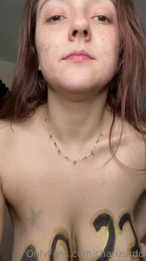 Charis Sellick Nude  Leaks 3 Photos