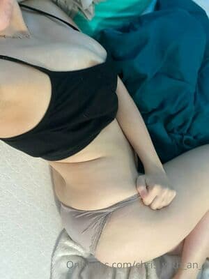 Charis Sellick Nude  Leaks 8 Photos