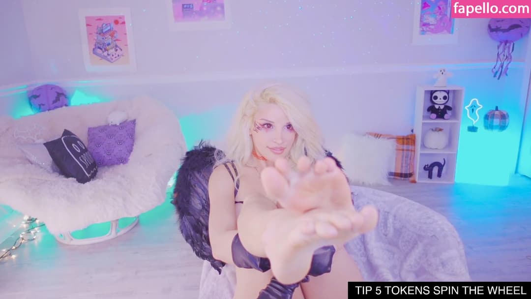 cherrycrush Nude OnlyFans Leaks 5 Photos