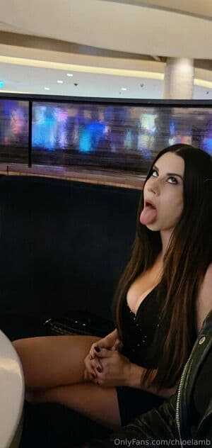 Chloe Lamb Nude OnlyFans Leaks 2 Photos