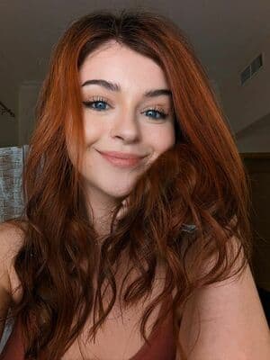 Chloe Lockley Nude  Leaks 8 Photos